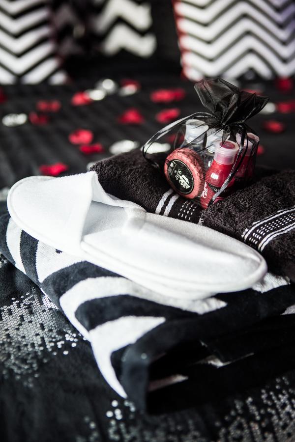 Suite Glamour & Spa Дижон Экстерьер фото